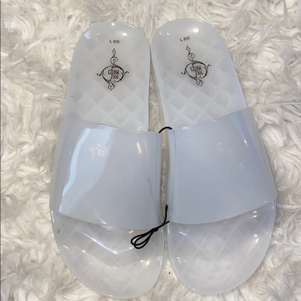 Clear Jelly Sandal π - Picture 1 of 3